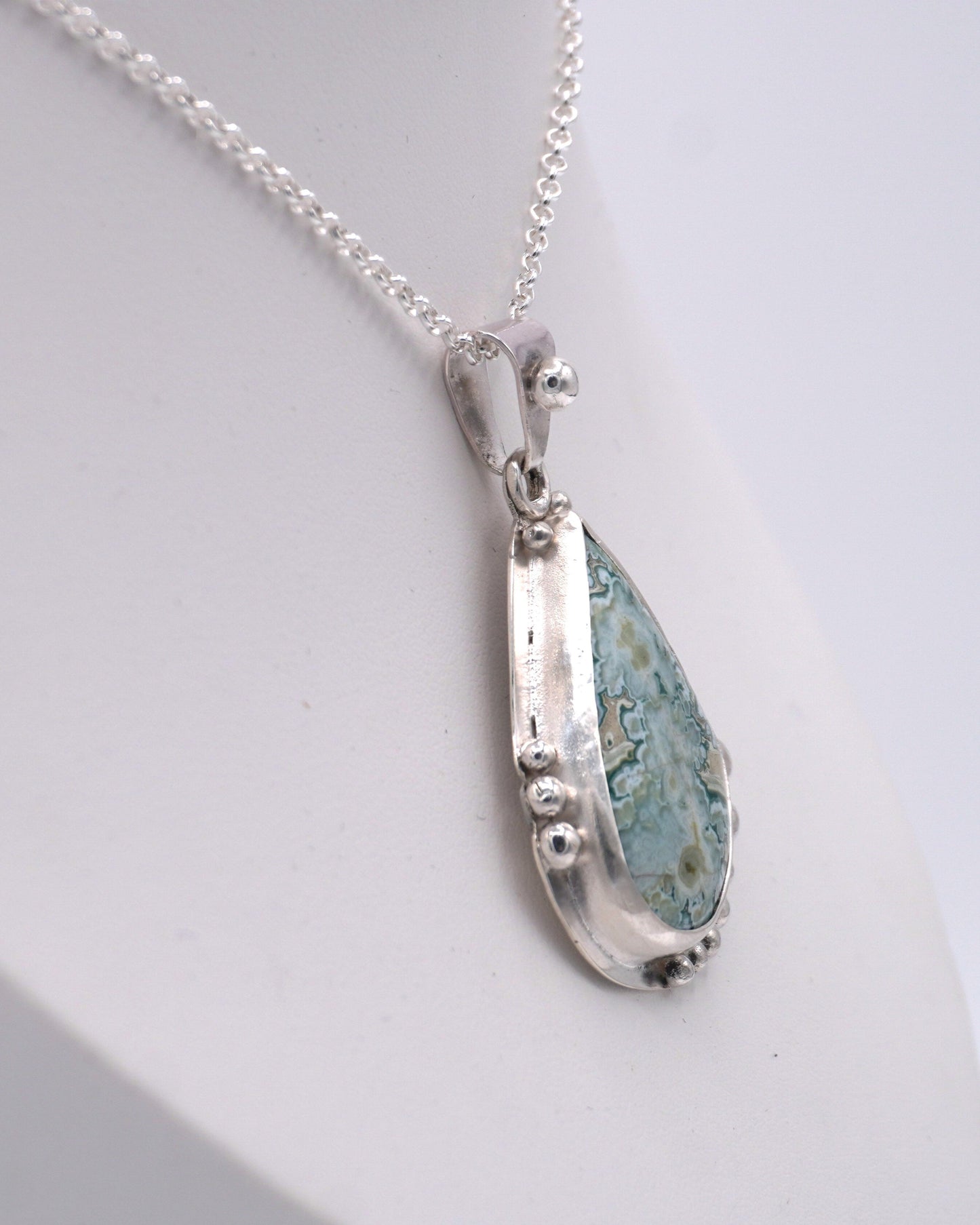 Blue Tide Seam Agate Pendant