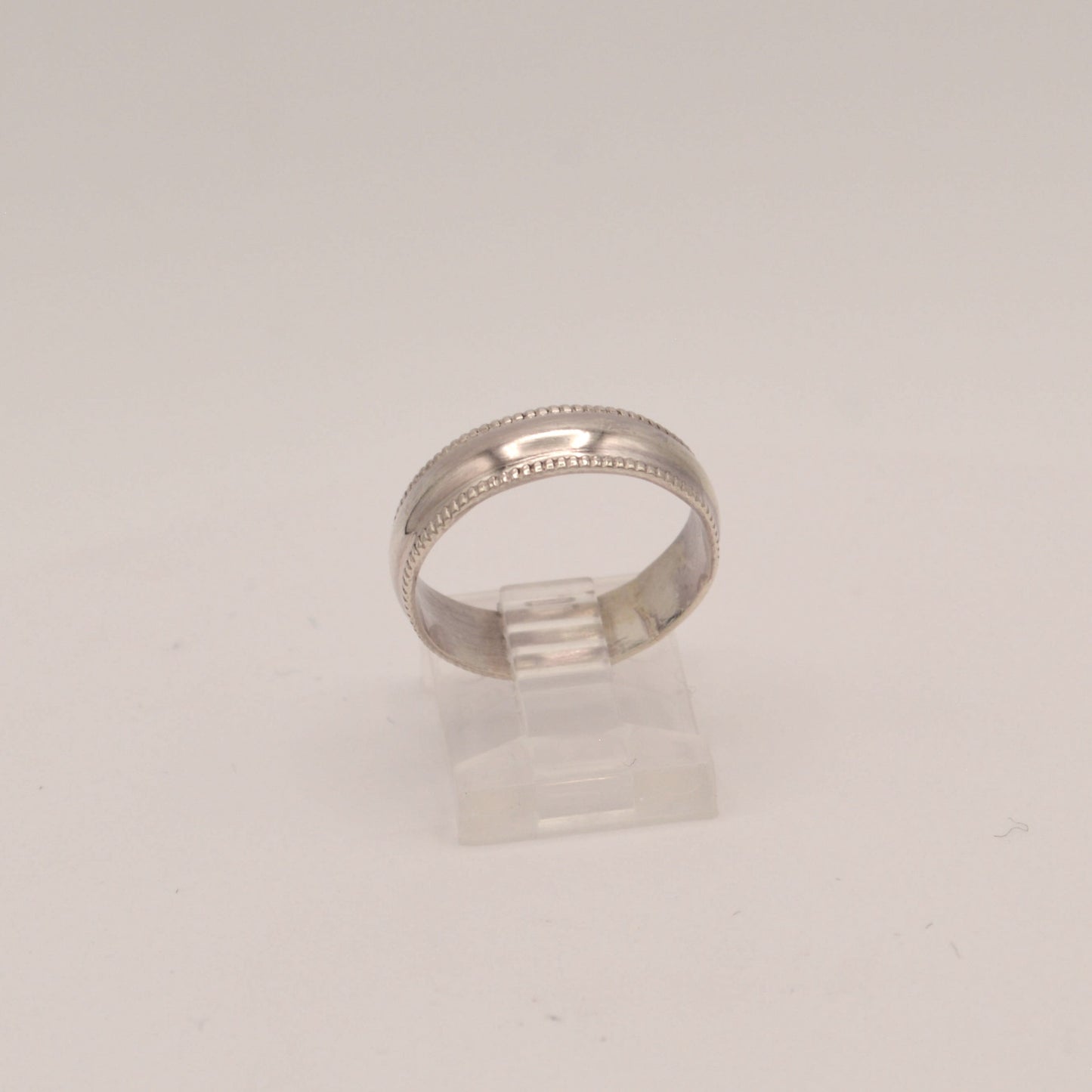 Bead-edge Band Ring