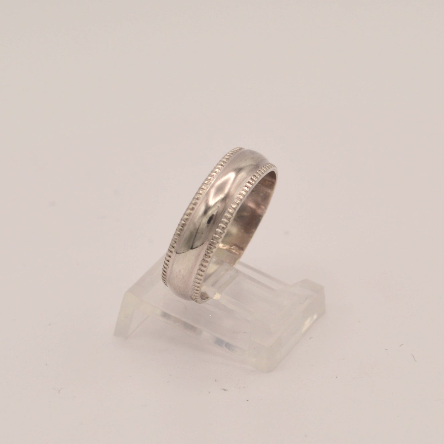 Bead-edge Band Ring