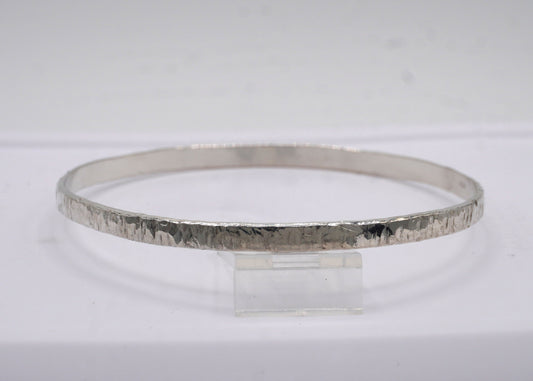 Textured Round Bangle Bracelet