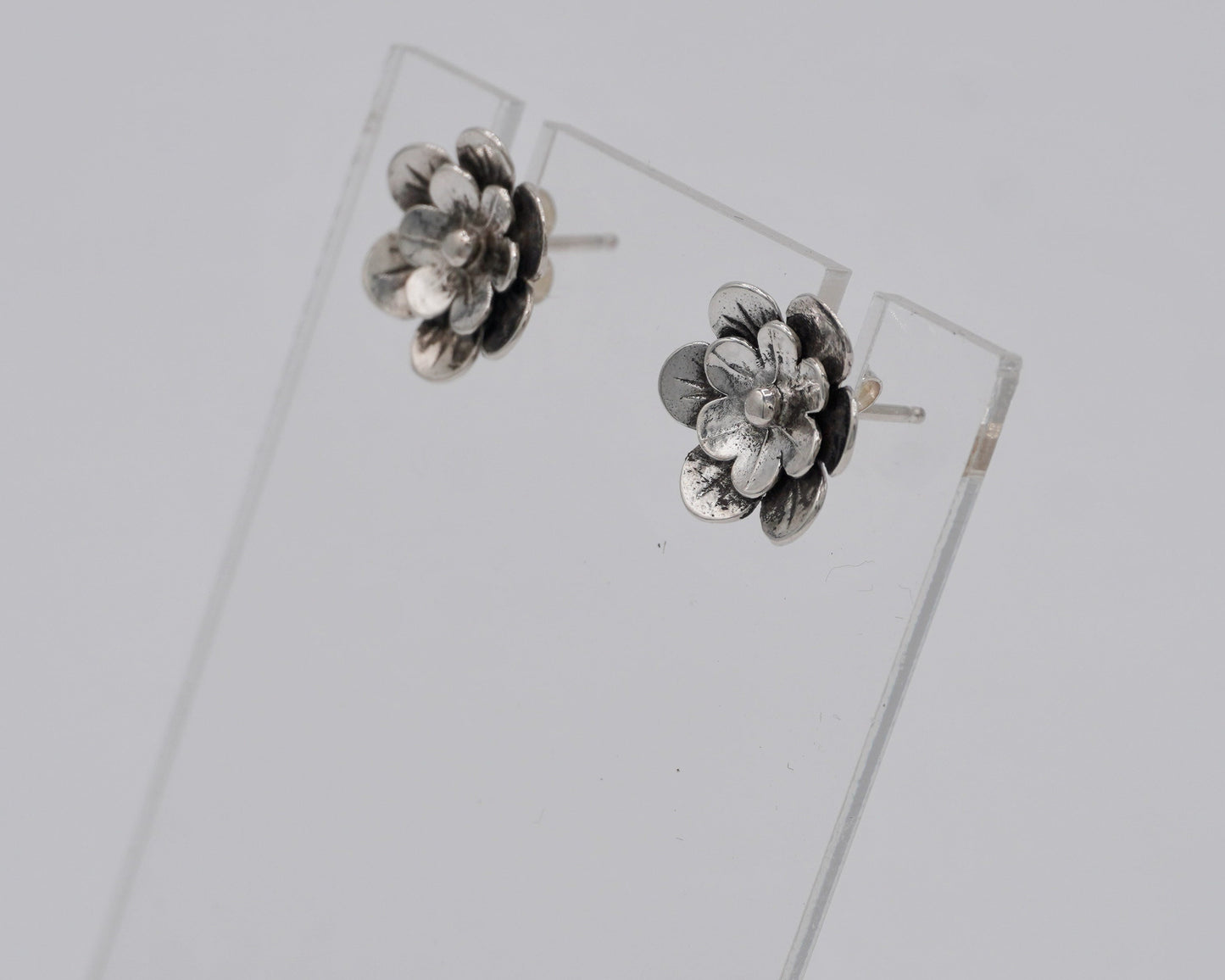 Flower Post Earrings