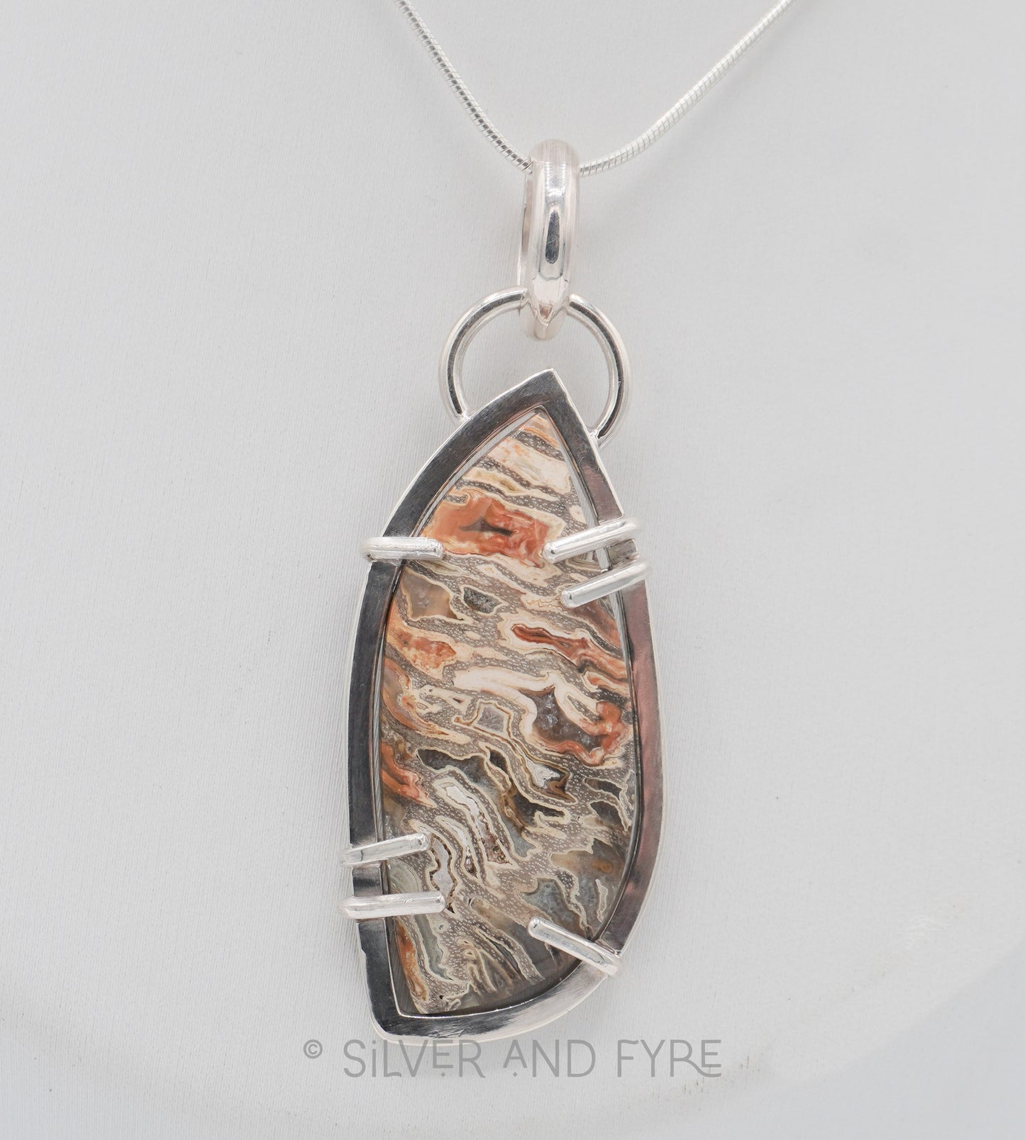 Palmwood Pendant