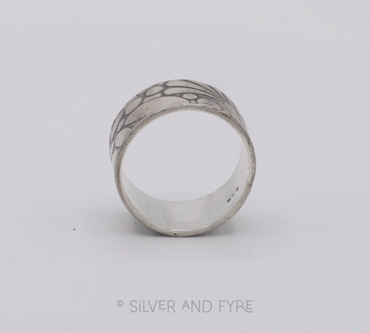 Floral Pattern Ring